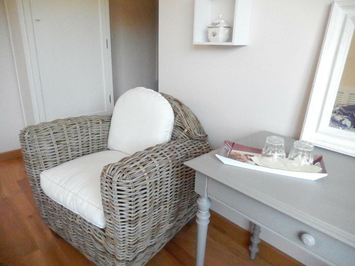 Chambres D'Hote Le Prelude Saint-Martin-des-Noyers Bagian luar foto