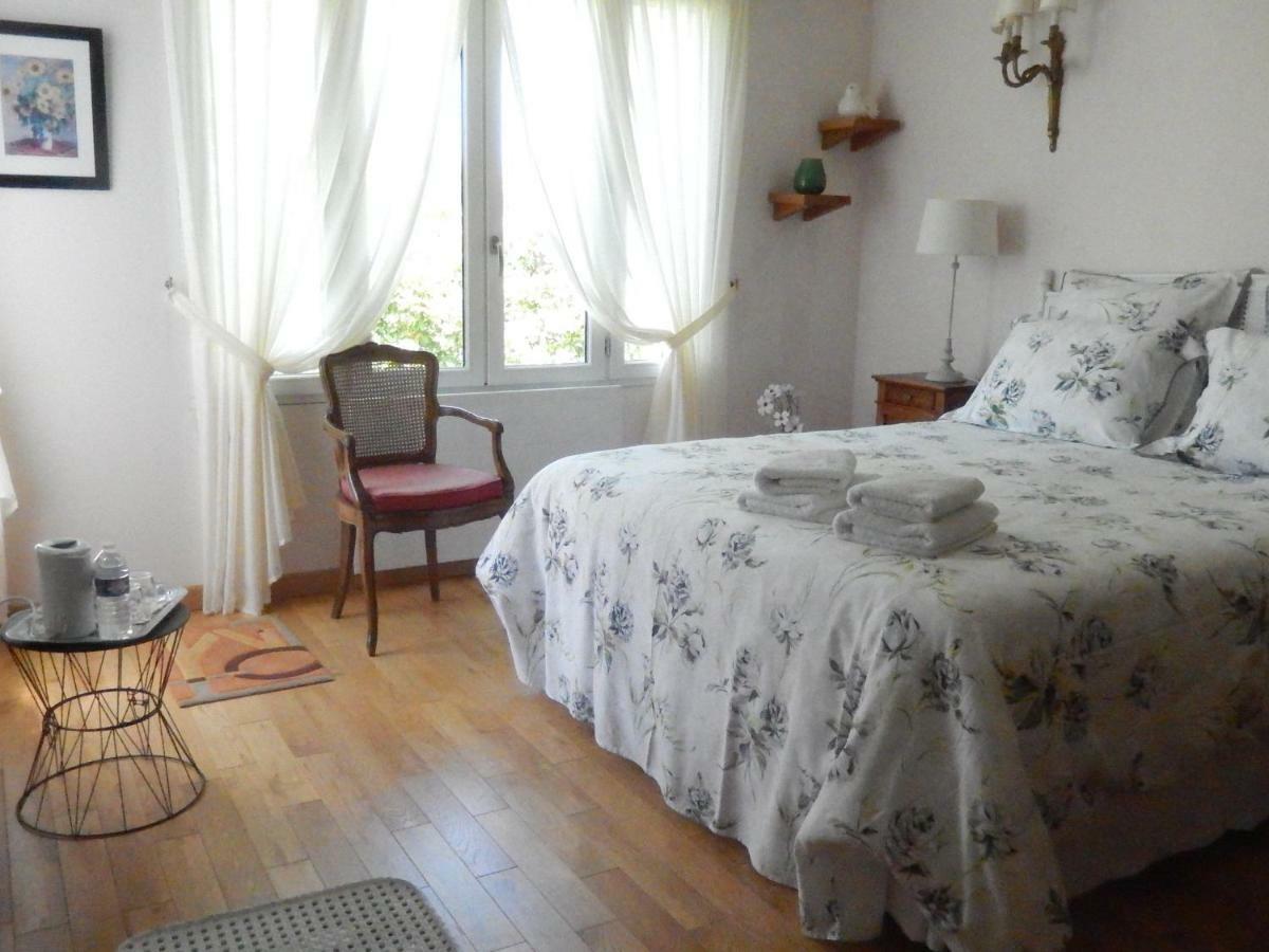 Chambres D'Hote Le Prelude Saint-Martin-des-Noyers Bagian luar foto